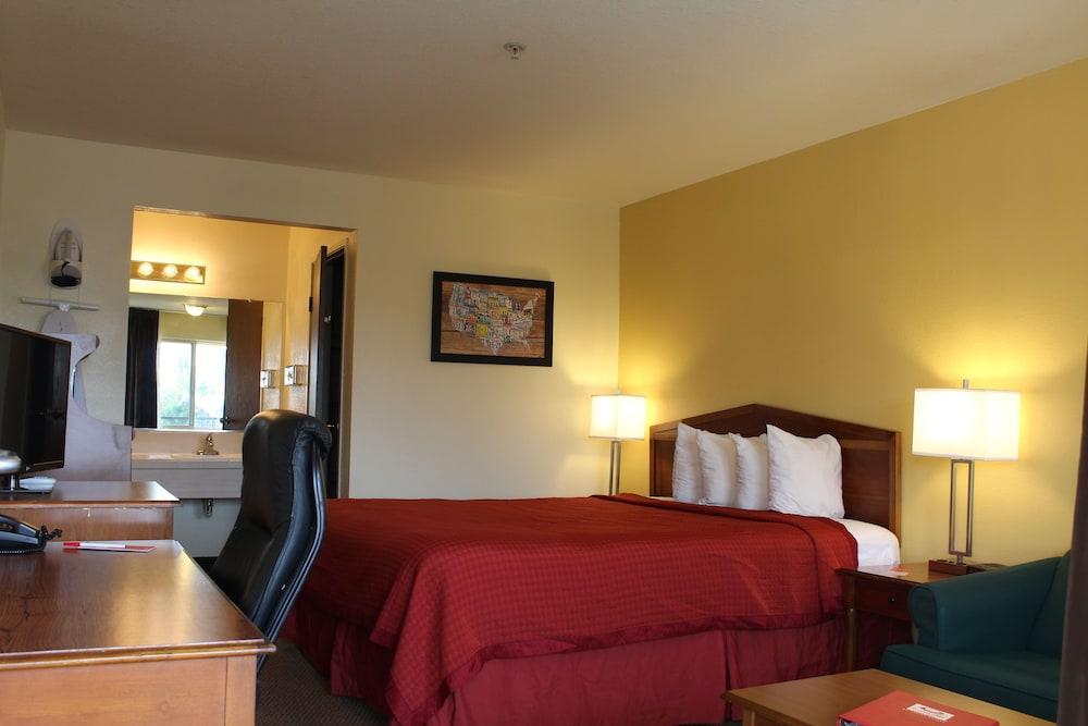 Econo Lodge Inn & Suites Lodi - Wine Country Area Exteriör bild