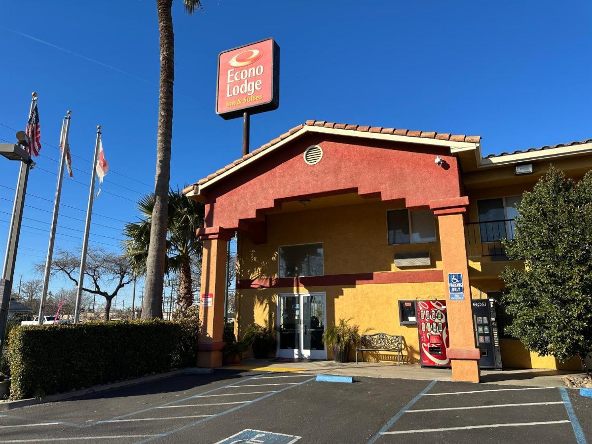 Econo Lodge Inn & Suites Lodi - Wine Country Area Exteriör bild