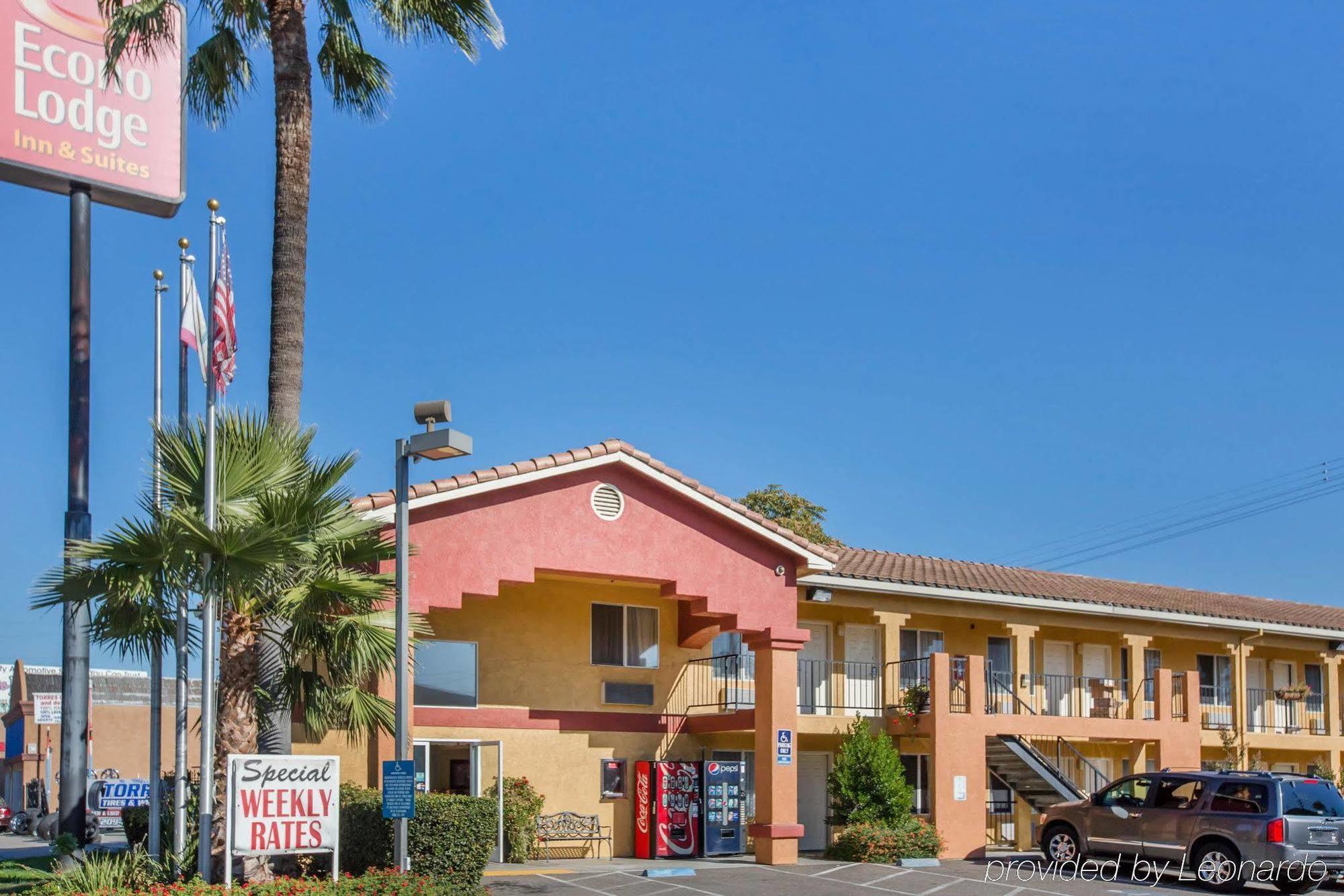 Econo Lodge Inn & Suites Lodi - Wine Country Area Exteriör bild